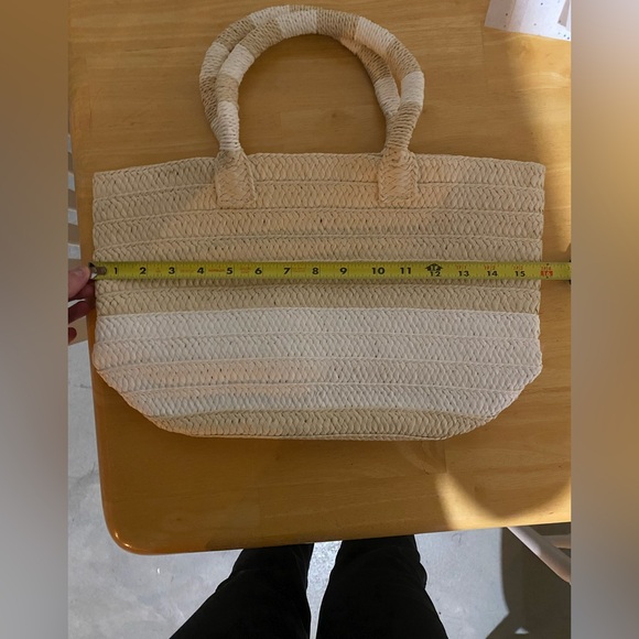 Altru Made for Good Straw Tote - Picture 10 of 13